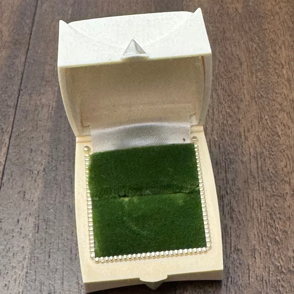 Rocket Jewelry Box Ring Case Cream Green Vintage Mid-Century Made in USA